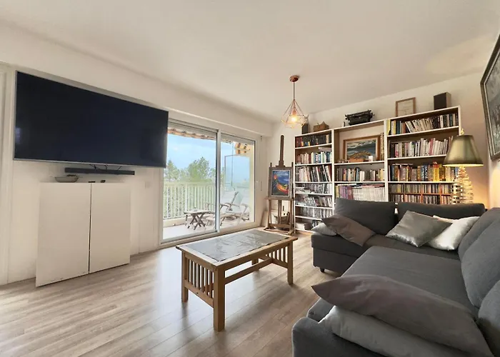 72m² A Saint-raphael * Saint-Raphaël